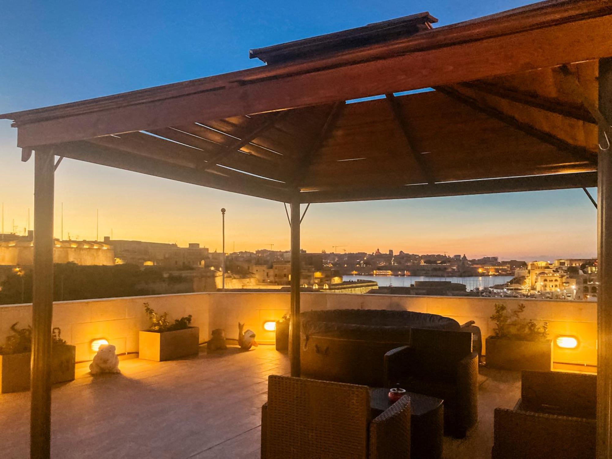 Valletta And Grand Harbour Lookout Kalkara المظهر الخارجي الصورة